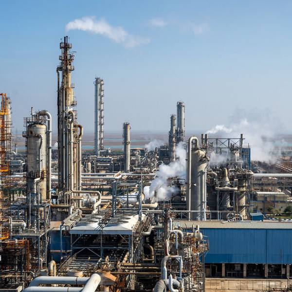 A significant jump in the capacity of the petrochemical industry with the use of several plans in the near future.